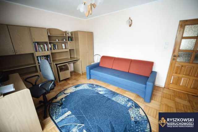 dom wolnostojący, 7 pokoi Łapiguz. Zdjęcie 12