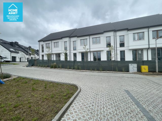 dom szeregowy, 4 pokoje Bolszewo, ul. Strażacka. Zdjęcie 15