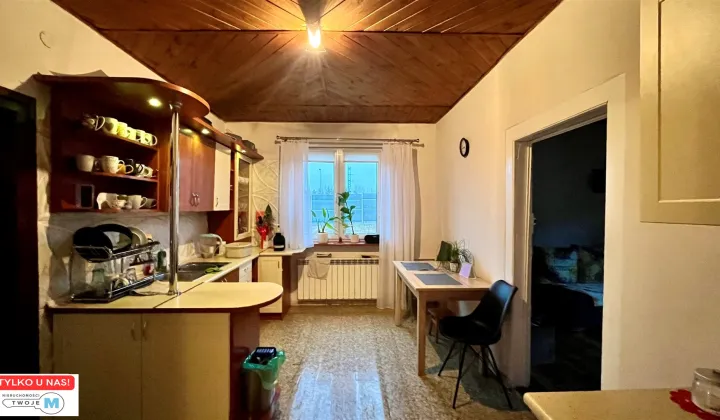 dom wolnostojący, 6 pokoi Suchedniów