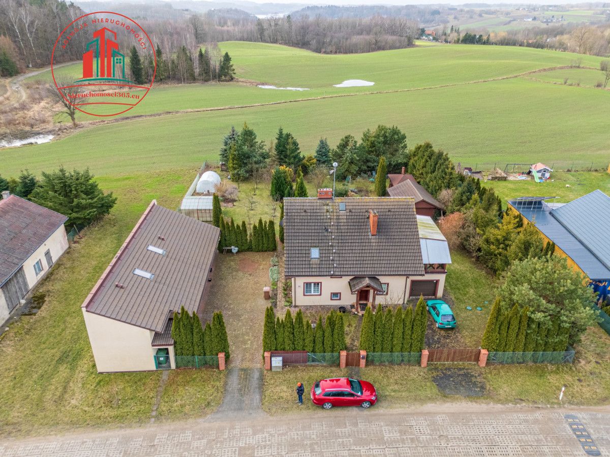 dom wolnostojący, 5 pokoi Zawory, ul. Kaszubska. Zdjęcie 2