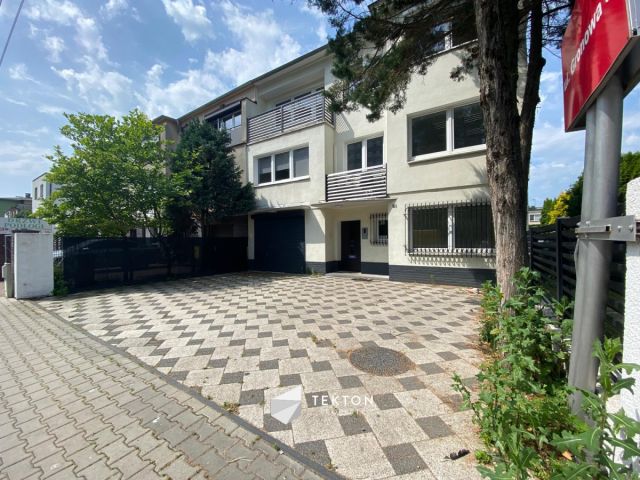 dom wolnostojący, 11 pokoi Poznań Winogrady, ul. Gronowa. Zdjęcie 2