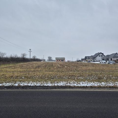 Działka budowlana Skrzynki, ul. św. Huberta. Zdjęcie 1