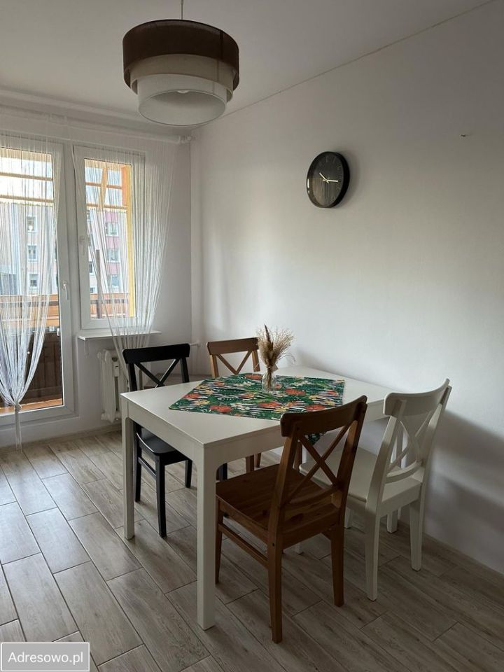 Mieszkanie 2-pokojowe Jelenia Góra Zabobrze, ul. Jana Kiepury. Zdjęcie 3