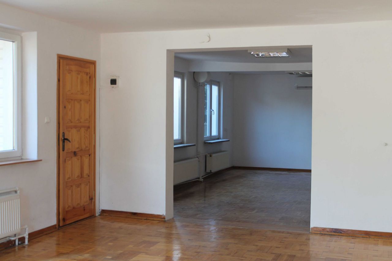 Lokal Warszawa Wesoła, ul. 1 Praskiego Pułku