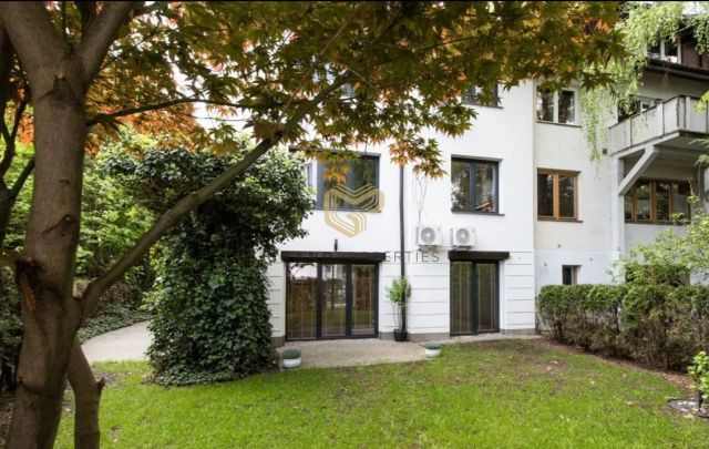 dom szeregowy, 10 pokoi Warszawa Praga-Południe. Zdjęcie 1