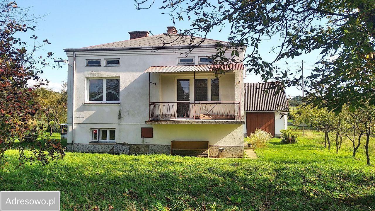 dom wolnostojący, 3 pokoje Leśniówka