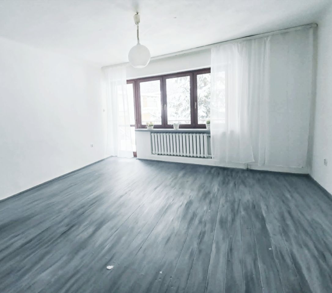 bliźniak, 3 pokoje Gilów, Gilów. Zdjęcie 9