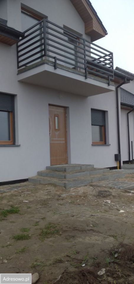 bliźniak, 5 pokoi Stargard, os. Pyrzyckie. Zdjęcie 1