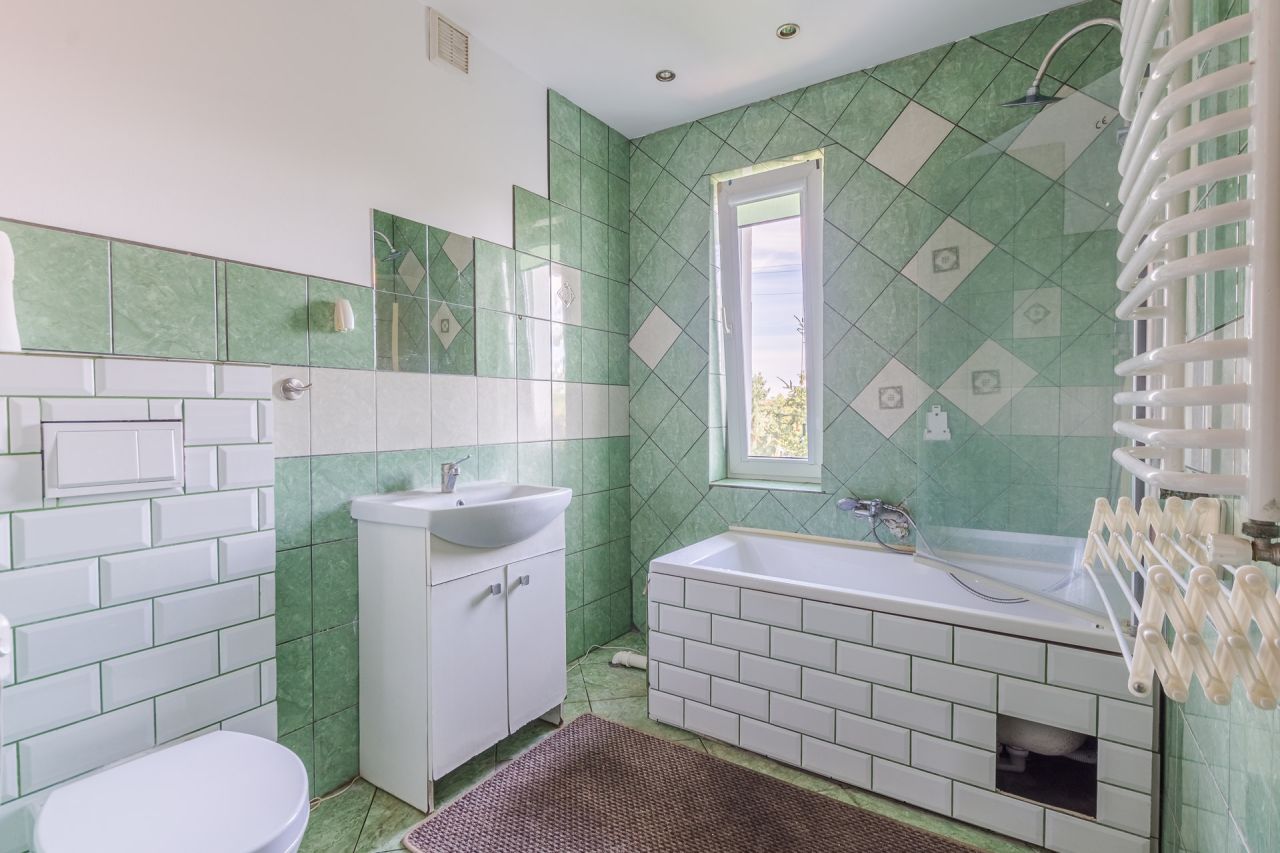 dom wolnostojący, 5 pokoi Pszczółki, ul. Adama Mickiewicza. Zdjęcie 14