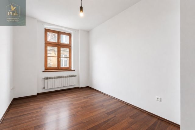 Mieszkanie 3-pokojowe Poznań Centrum, ul. Za Bramką. Zdjęcie 8