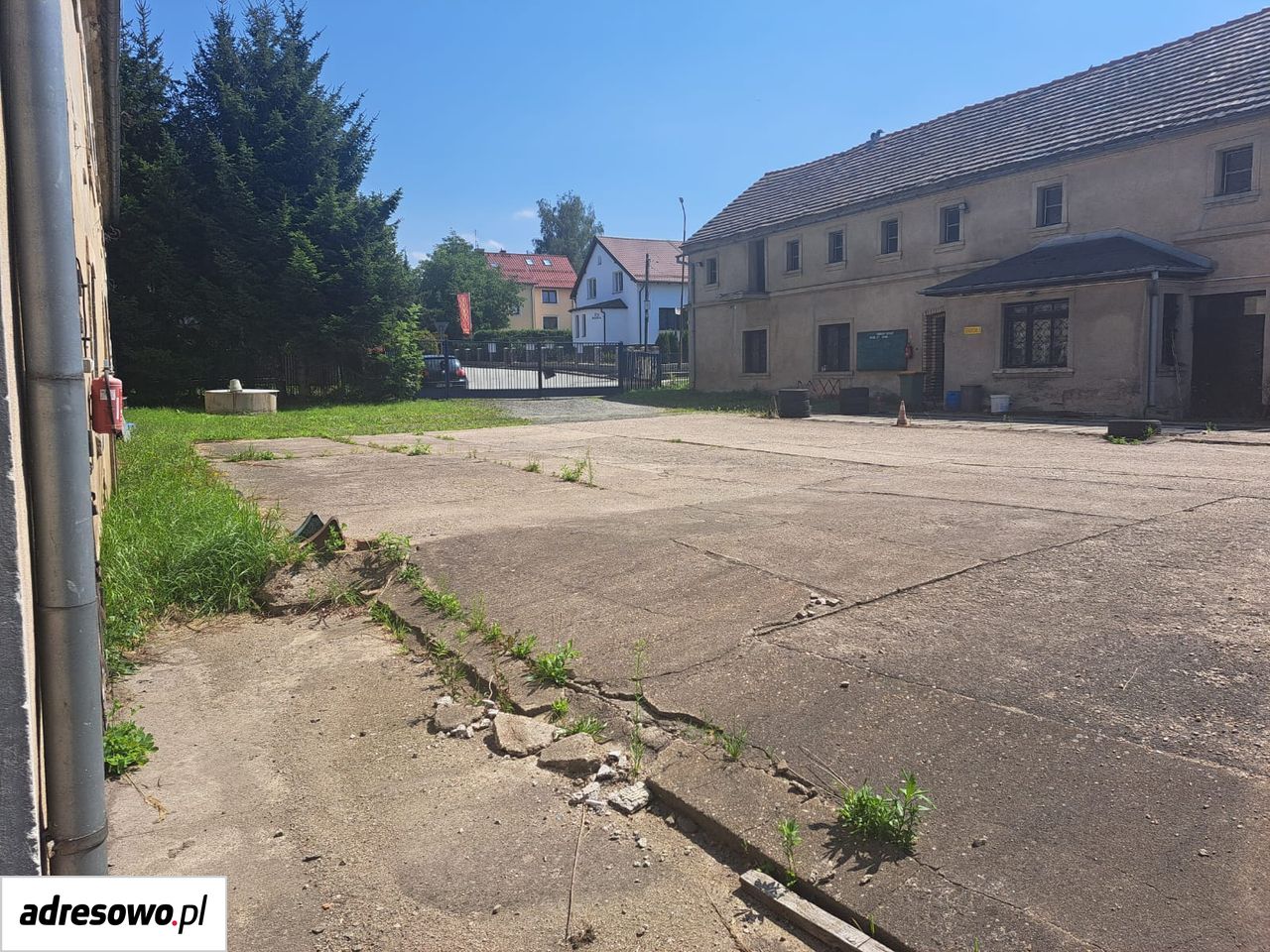 dom wolnostojący, 10 pokoi Jeżów Sudecki, ul. Długa. Zdjęcie 2