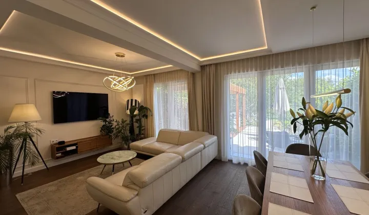 dom szeregowy, 7 pokoi Wrocław Jagodno