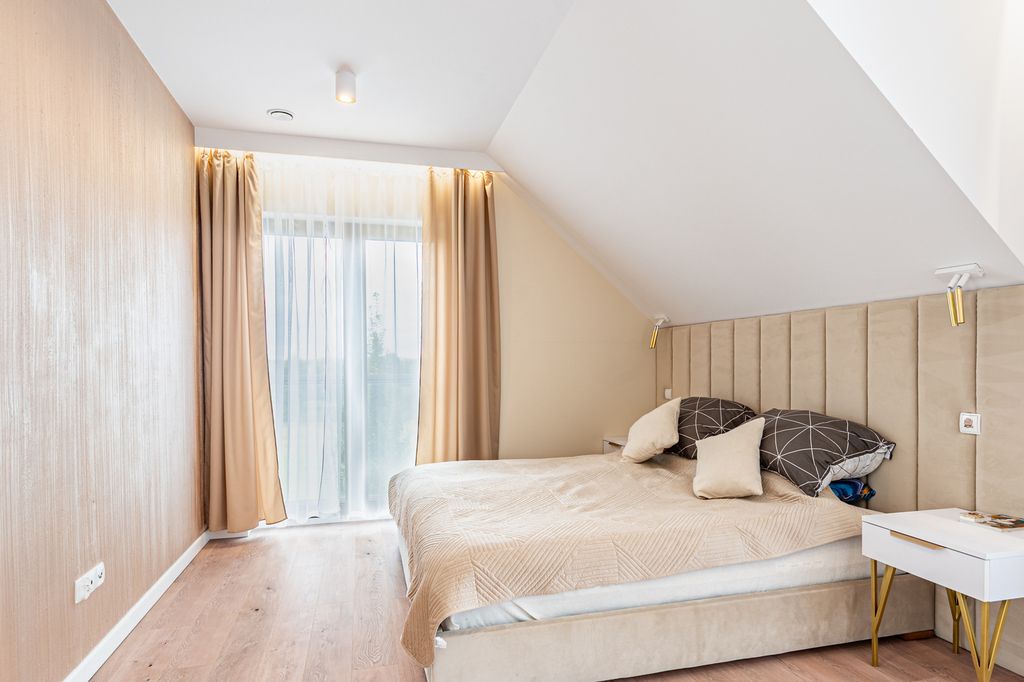 dom wolnostojący, 6 pokoi Rzeszów Budziwój, ul. Budziwojska. Zdjęcie 14