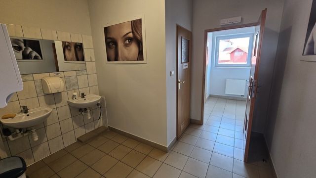 Biuro Rzeszów, pl. Armii Krajowej. Zdjęcie 8