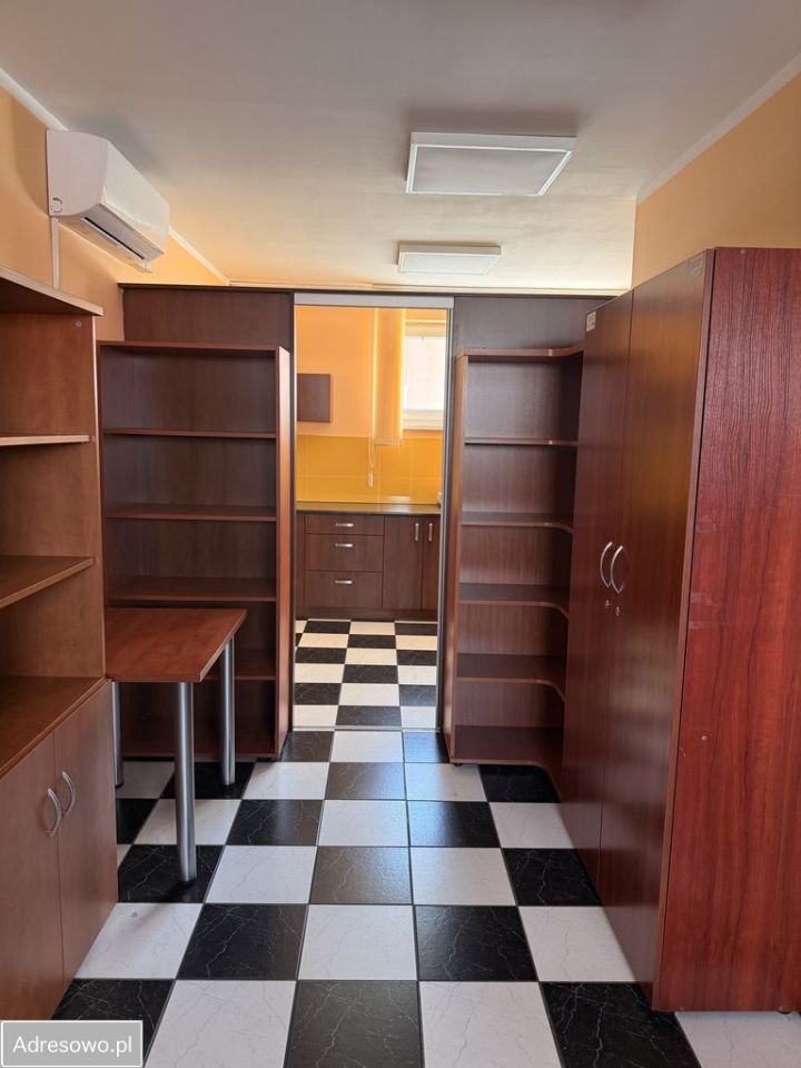 Biuro Bielsko-Biała Komorowice Śląskie, ul. Michała Grażyńskiego. Zdjęcie 12