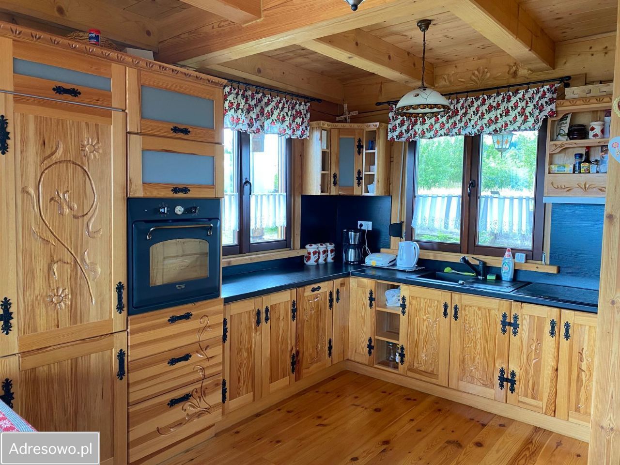 dom wolnostojący, 4 pokoje Zawadka. Zdjęcie 9