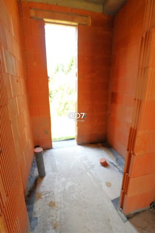 dom wolnostojący, 5 pokoi Kozierów. Zdjęcie 6