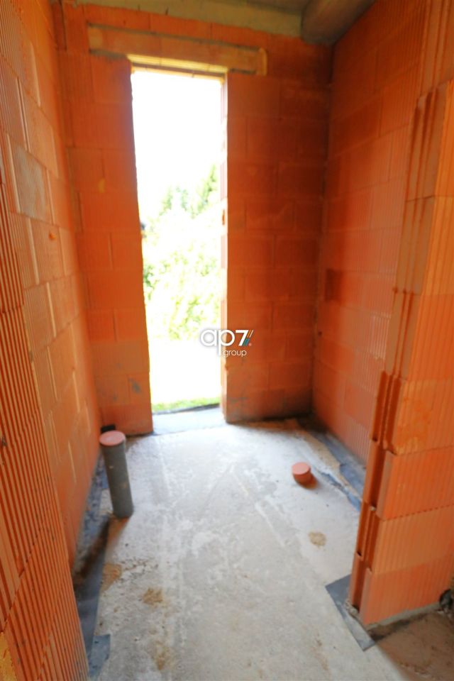 dom wolnostojący, 5 pokoi Kozierów. Zdjęcie 6