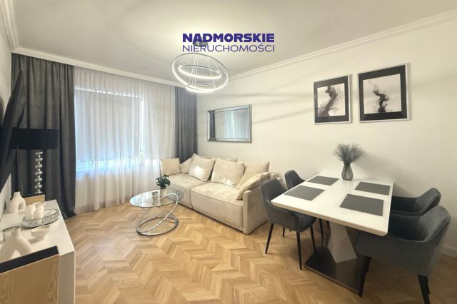 Mieszkanie 3-pokojowe Gdańsk Oliwa, al. Grunwaldzka. Zdjęcie 2