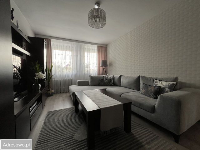 Mieszkanie 3-pokojowe Środa Śląska Centrum, pl. Solny. Zdjęcie 1