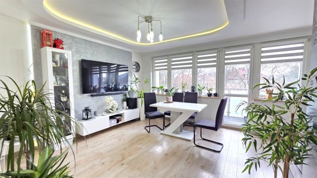 Mieszkanie 2-pokojowe Lębork Centrum, ul. 1 Maja. Zdjęcie 1