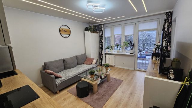 Mieszkanie 2-pokojowe Szczecin Niebuszewo, ul. Komuny Paryskiej. Zdjęcie 1