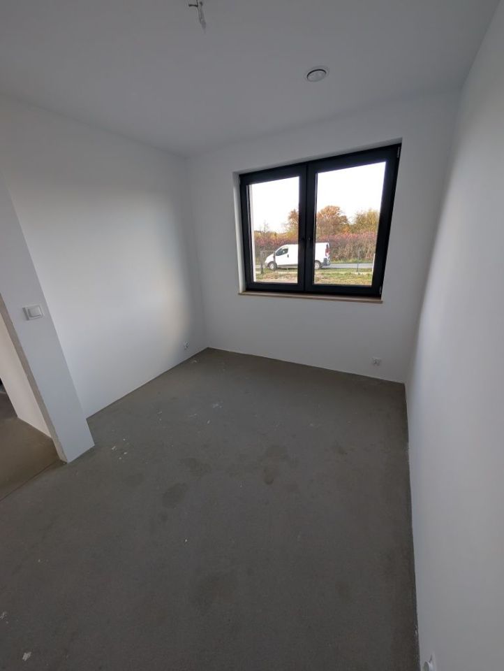 dom wolnostojący, 3 pokoje Lesiew. Zdjęcie 7