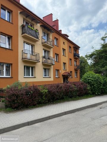 Mieszkanie 3-pokojowe Nowa Ruda Słupiec, ul. Akacjowa. Zdjęcie 1