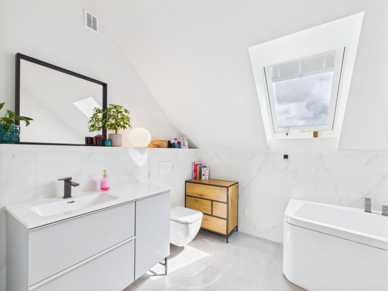 dom wolnostojący, 5 pokoi Barniewice. Zdjęcie 15