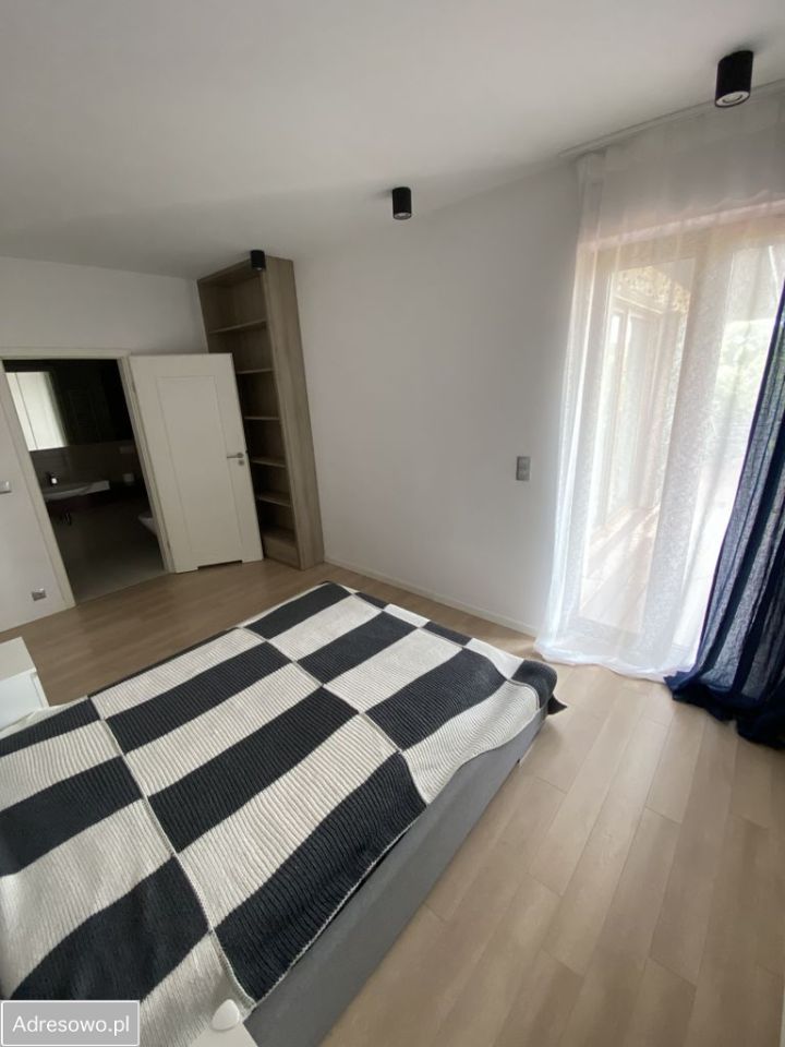 dom wolnostojący, 5 pokoi Czarne Błoto, al. Orzechowa. Zdjęcie 19