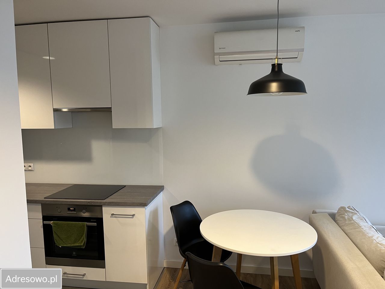 Mieszkanie 2-pokojowe Kraków Czyżyny, os. 2 Pułku Lotniczego. Zdjęcie 15