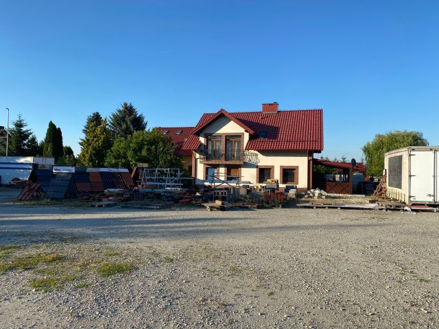 dom wolnostojący, 9 pokoi Niedaszów. Zdjęcie 16