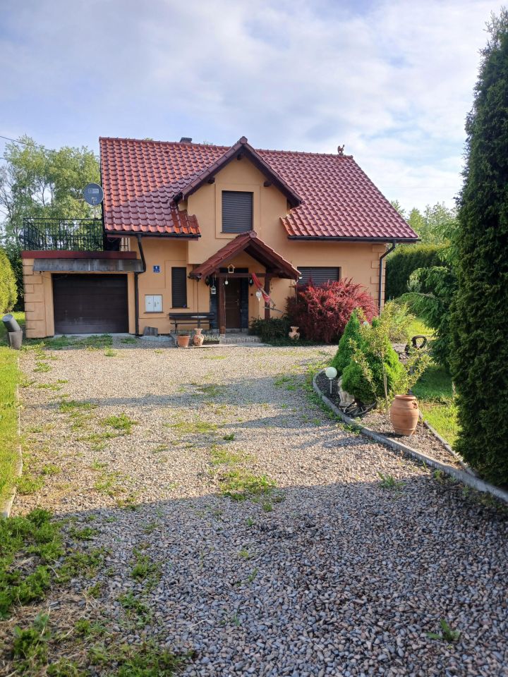 dom wolnostojący, 4 pokoje Klecza Dolna, ul. Przy Młynie