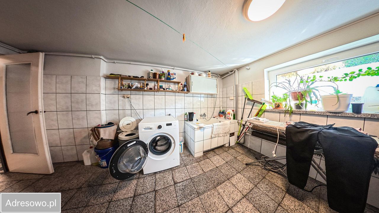 dom wolnostojący, 10 pokoi Będzin. Zdjęcie 9