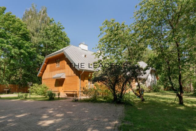 Lokal Konstancin-Jeziorna. Zdjęcie 16