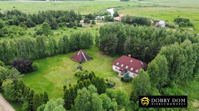 dom wolnostojący, 11 pokoi Kaniuki. Zdjęcie 3