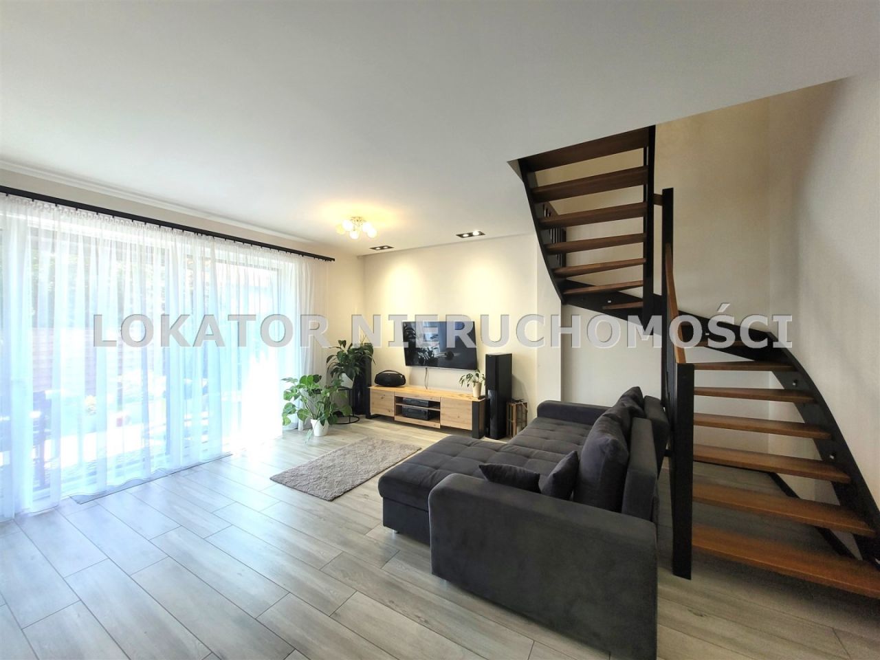 bliźniak, 5 pokoi Piła. Zdjęcie 5