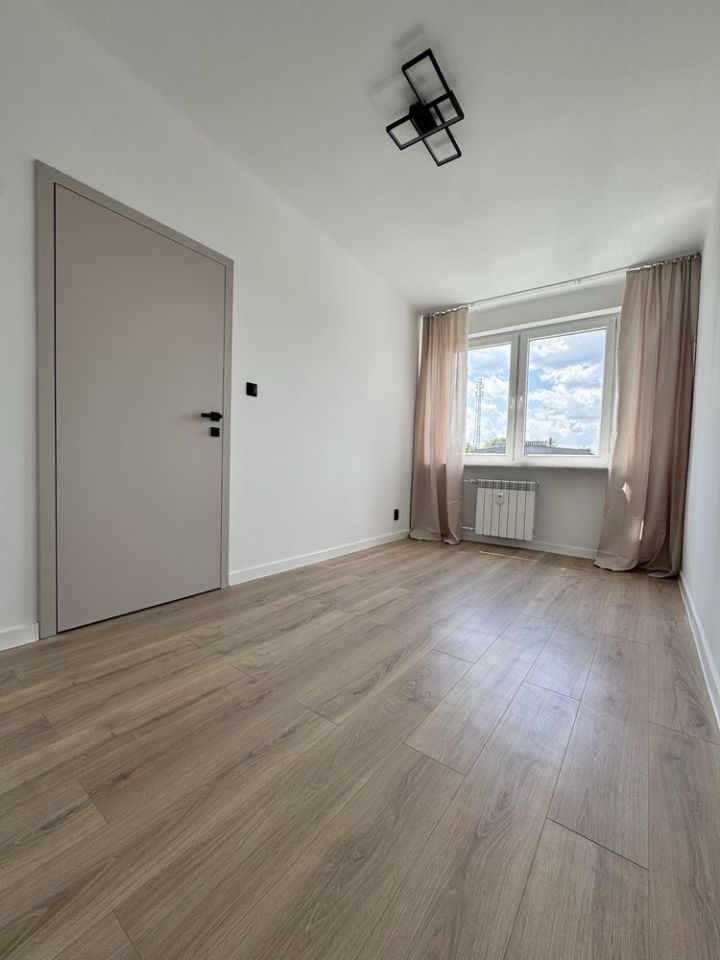 Mieszkanie 3-pokojowe Jędrzejów, ul. Okrzei. Zdjęcie 5