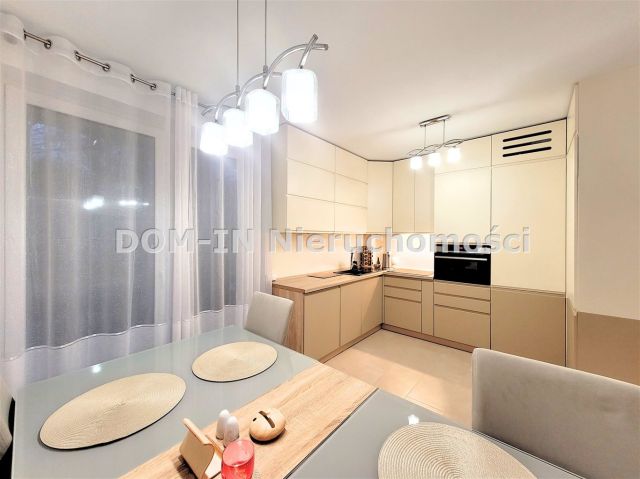 Mieszkanie 3-pokojowe Jastrzębie-Zdrój, ul. Podmiejska. Zdjęcie 3