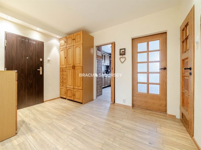 Mieszkanie 3-pokojowe Kraków Czyżyny, ul. Stanisława Skarżyńskiego. Zdjęcie 24