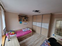 Mieszkanie 3-pokojowe Rożnów, Rożnów. Zdjęcie 1