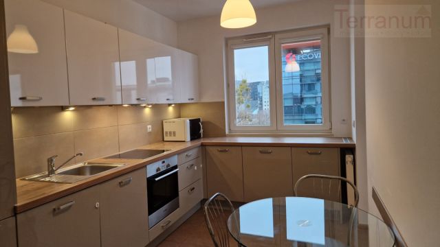 Mieszkanie 3-pokojowe Warszawa, ul. Garażowa. Zdjęcie 3