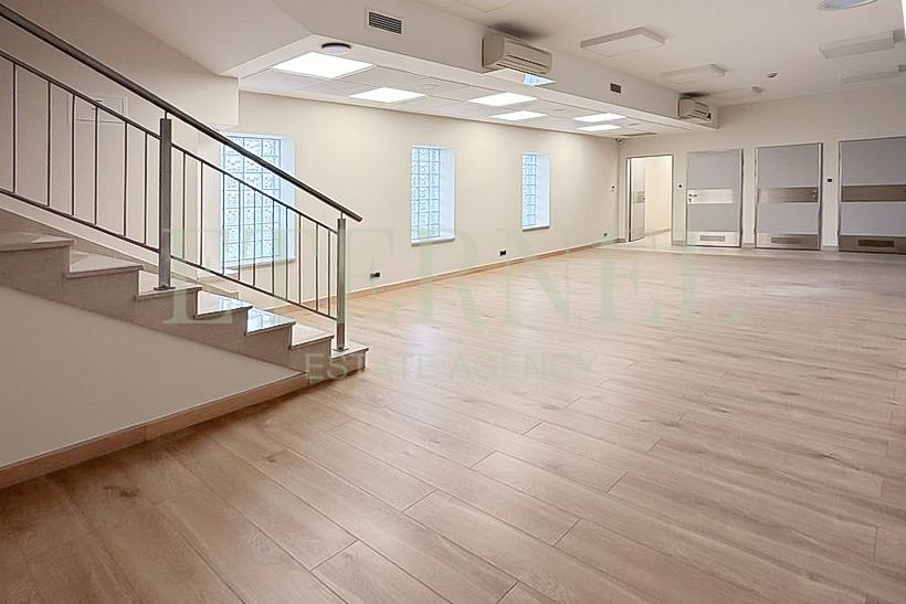 Biuro Kraków Prądnik Czerwony, ul. Jana Pawła Woronicza. Zdjęcie 8