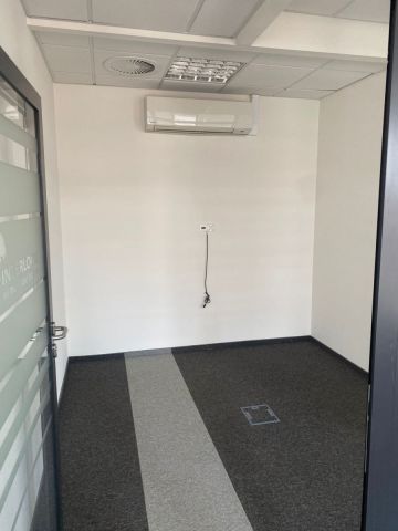 Lokal Wrocław Stare Miasto, pl. Jana Pawła II. Zdjęcie 5