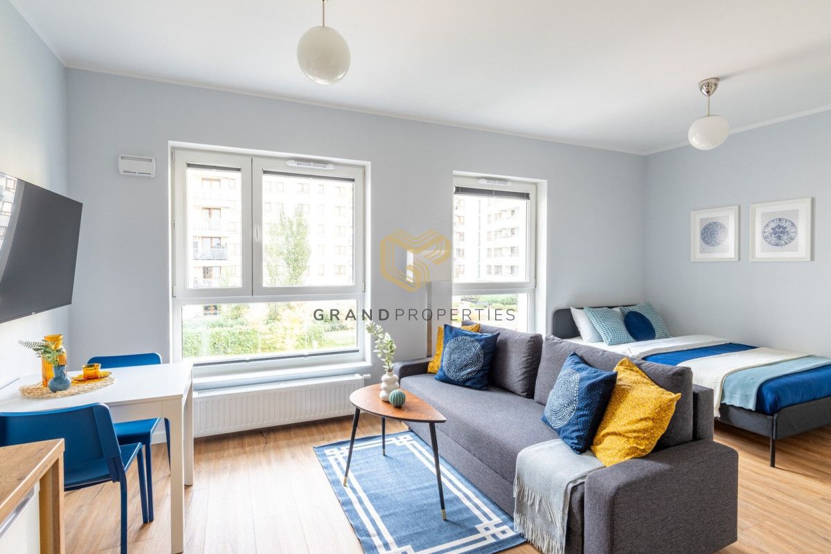 Mieszkanie 1-pokojowe Warszawa Włochy, al. Krakowska. Zdjęcie 2