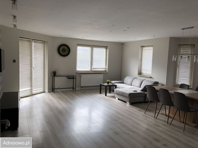 dom wolnostojący, 6 pokoi Warszawa Stary Rembertów, ul. Mokry Ług. Zdjęcie 1