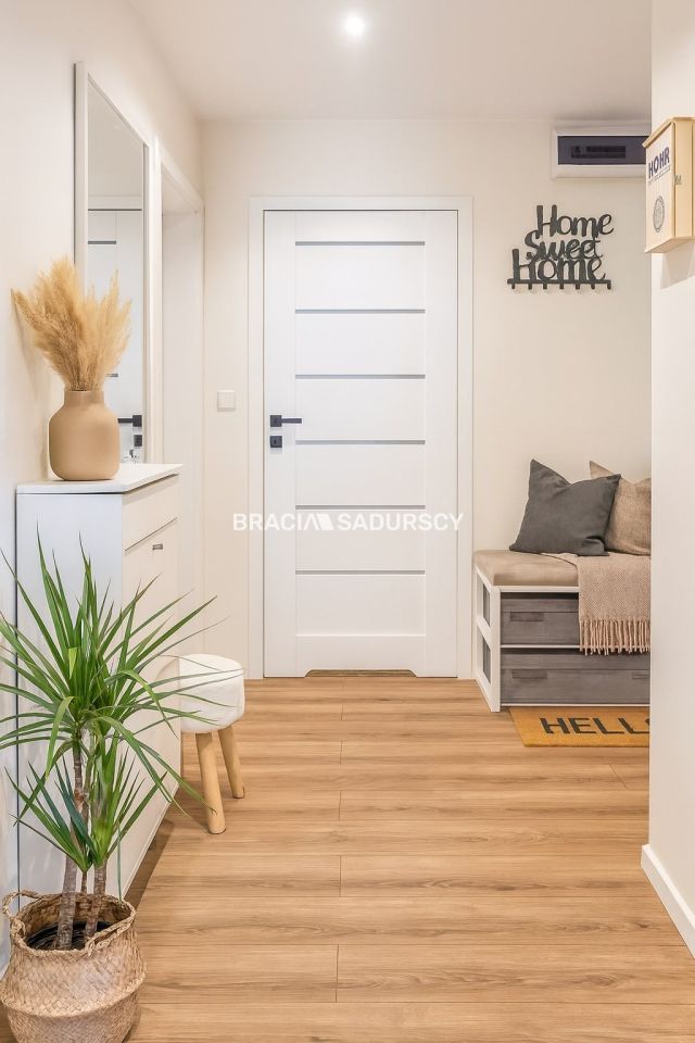 Mieszkanie 3-pokojowe Kraków Mistrzejowice, os. Piastów. Zdjęcie 9