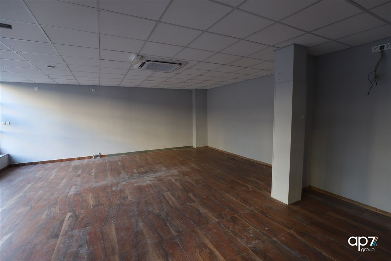 Lokal Kraków Podgórze Duchackie, ul. Kordiana. Zdjęcie 2