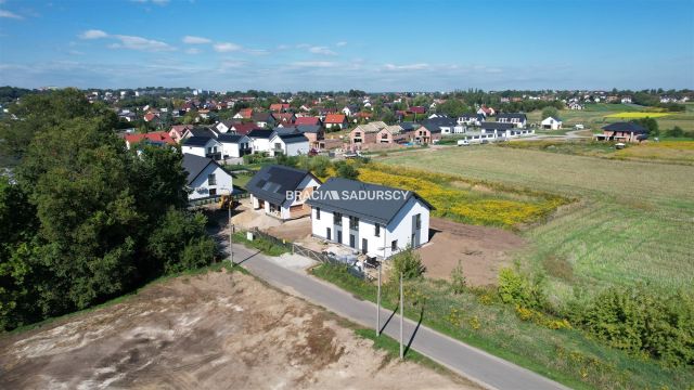 bliźniak, 5 pokoi Kraków Wzgórza Krzesławickie, ul. Karola Darwina. Zdjęcie 5