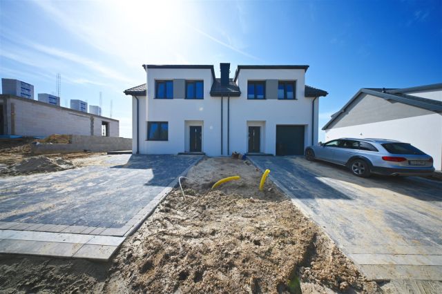 bliźniak, 4 pokoje Jakubowice Konińskie-Kolonia. Zdjęcie 12